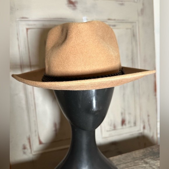 Lite Felt Other - Vintage mens wool fedora hat Lite Felt Medium tan beige